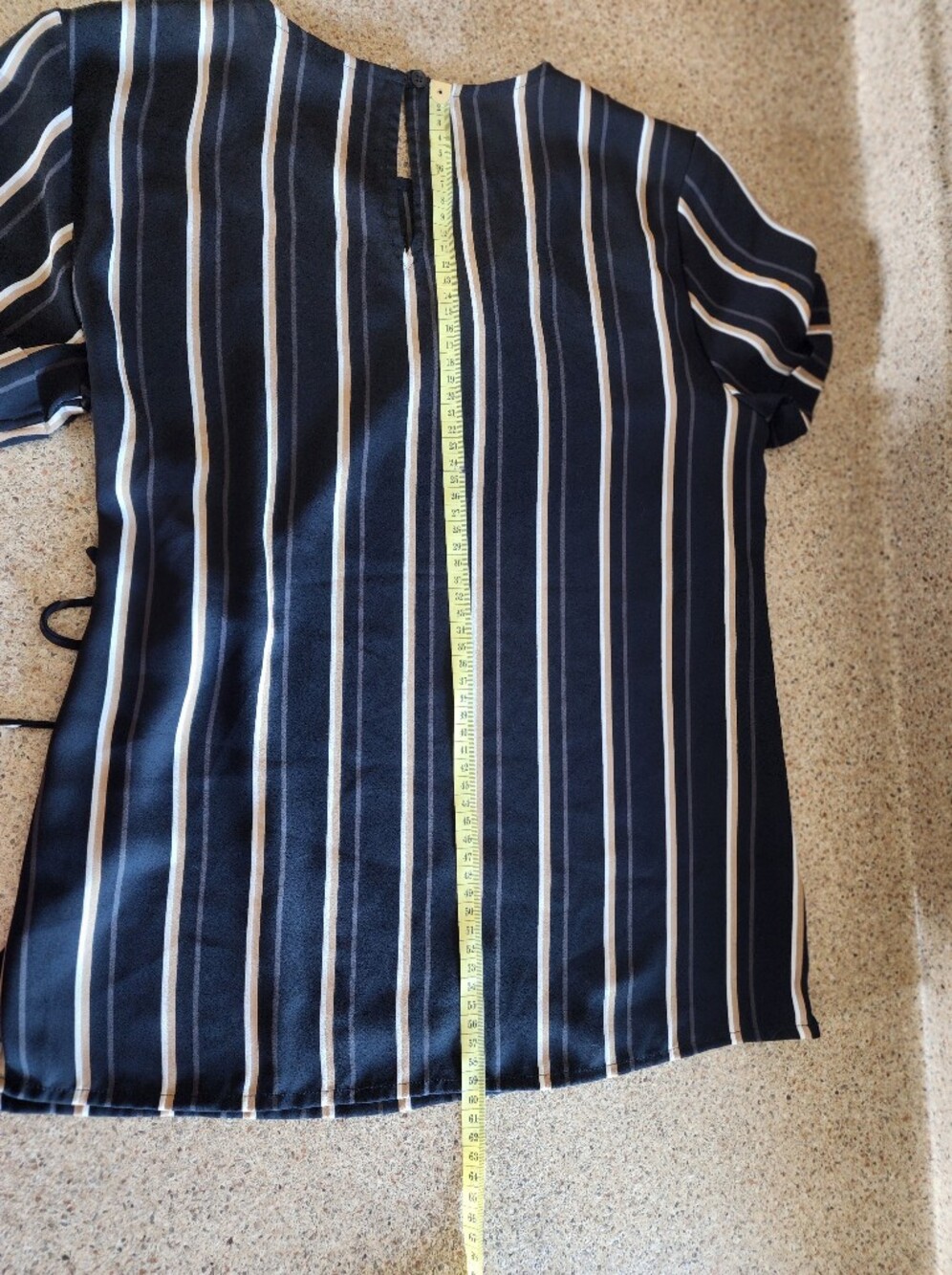 Y2k BANANA REPLUBLIC Striped Black Wrap-Style Front Blouse w/ Cream Stripes 1111 - Picture 5 of 12